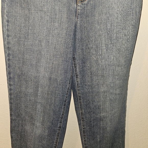 Talbots Womans Capri Jeans Size 4 - Picture 5 of 9